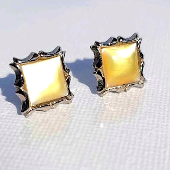 Vintage Square Gold Plated Stud Citrine Earrings - Picture 3 of 7